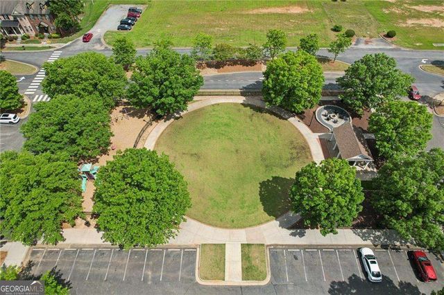 702 Barberry Drive, Woodstock, GA 30188