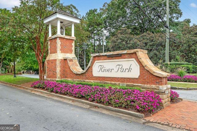702 Barberry Drive, Woodstock, GA 30188