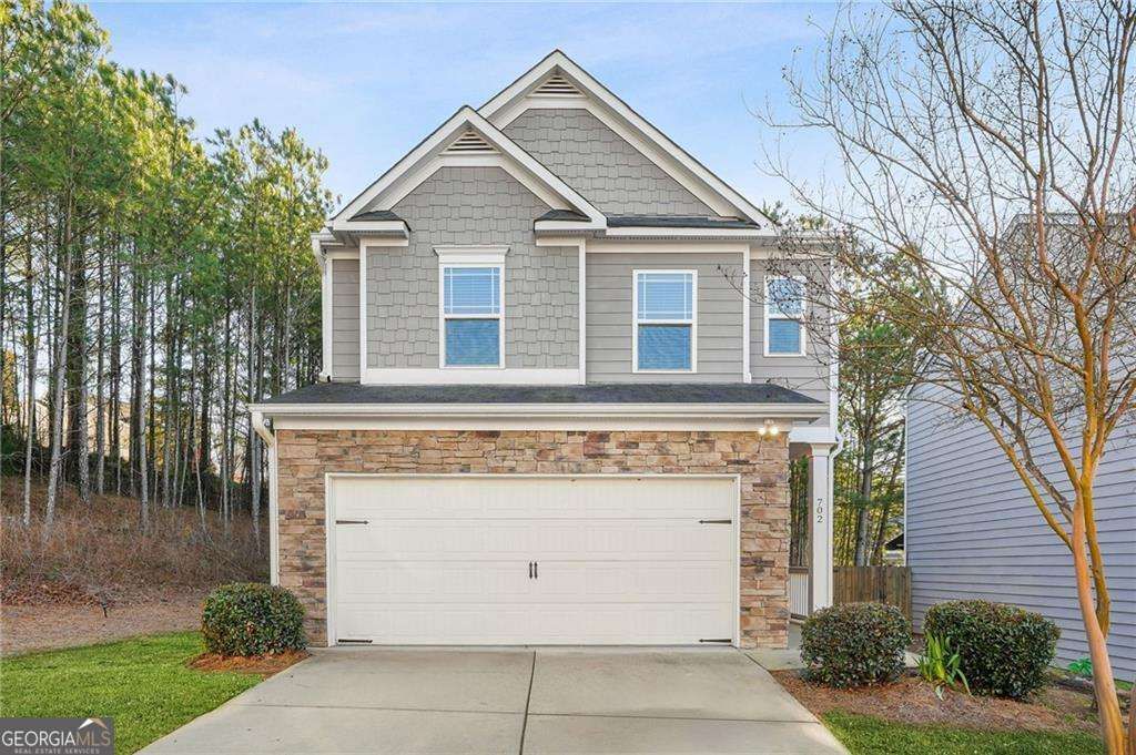 702 Barberry Drive, Woodstock, GA 30188