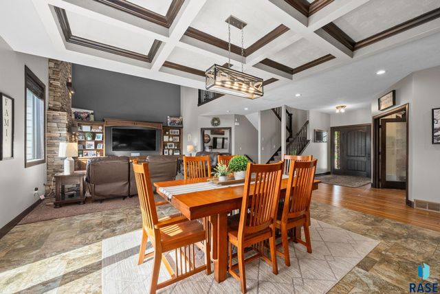 1301 Hyannis Port Ln Lane, Sioux Falls, SD 57106