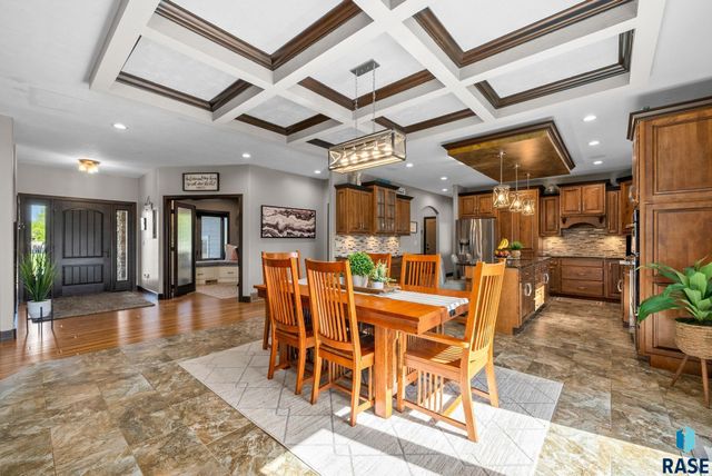 1301 Hyannis Port Ln Lane, Sioux Falls, SD 57106