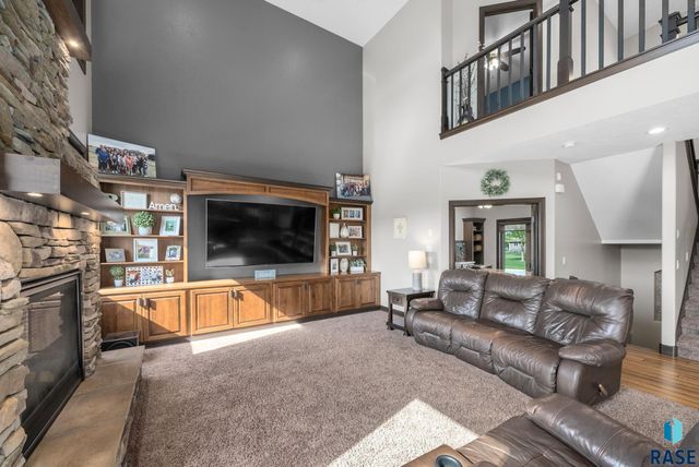 1301 Hyannis Port Ln Lane, Sioux Falls, SD 57106