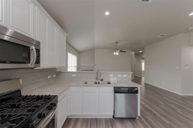 1232 Round Pen Run, Fort Worth, TX 76052