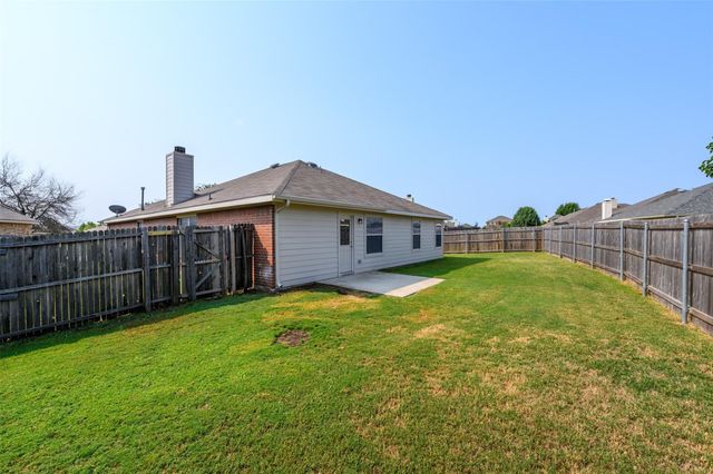1232 Round Pen Run, Fort Worth, TX 76052
