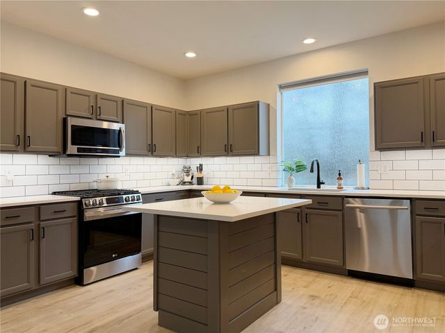 2631 85th Drive NE, Lake Stevens, WA 98258