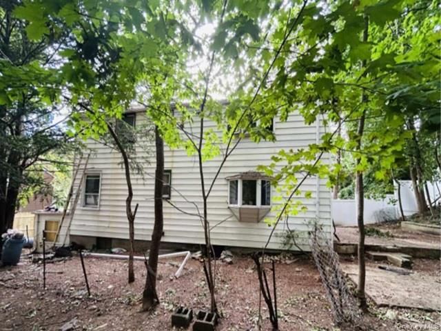 34 St Eleanoras Lane, Yonkers, NY 10707