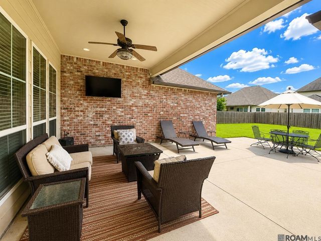 170 Politz Ave, St Gabriel, LA 70776