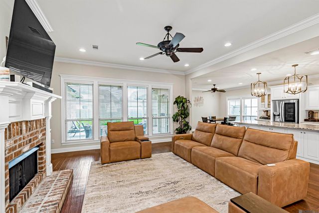 170 Politz Ave, St Gabriel, LA 70776