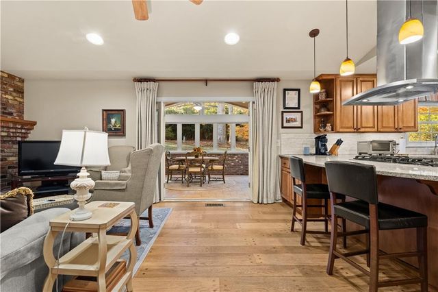 4810 Cherrywood NE Lane, Atlanta, GA 30342