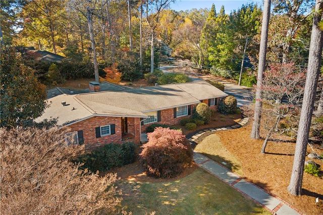 4810 Cherrywood NE Lane, Atlanta, GA 30342