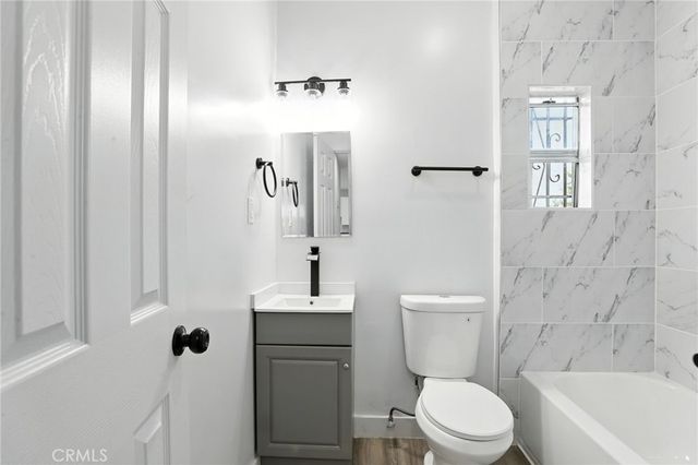 4302 S Hoover Street, Los Angeles, CA 90037