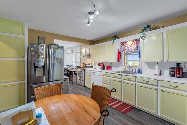 175 Hcr 3138 N, Bynum, TX 76631