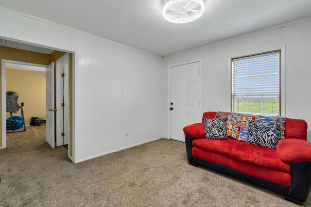 175 Hcr 3138 N, Bynum, TX 76631