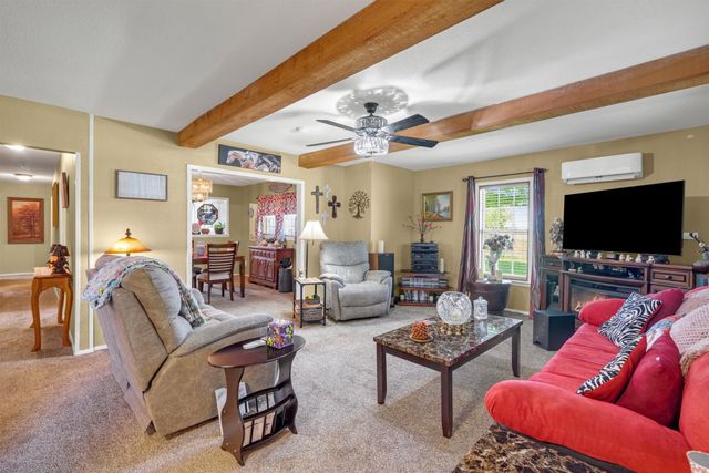175 Hcr 3138 N, Bynum, TX 76631