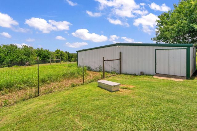 175 Hcr 3138 N, Bynum, TX 76631