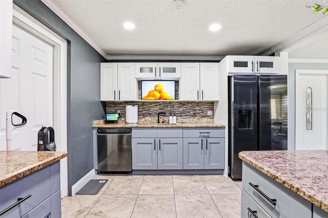 1301 VINEMONT DRIVE, Brandon, FL 33510