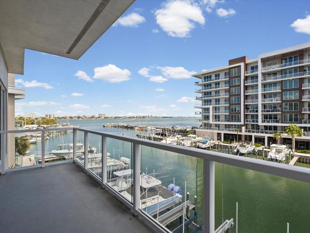 868 N OSCEOLA AVENUE, Clearwater, FL 33755