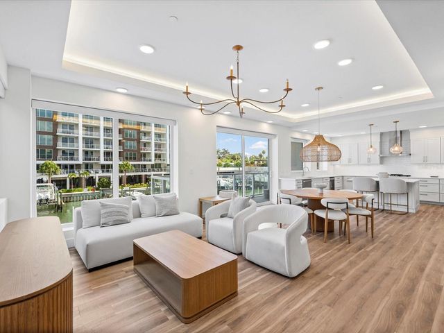 868 N OSCEOLA AVENUE, Clearwater, FL 33755