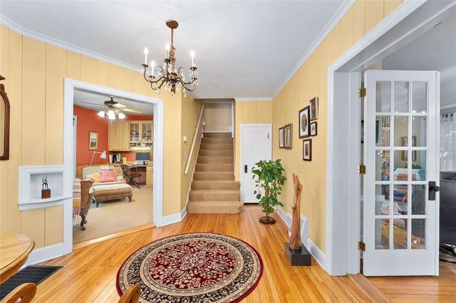 525 Summit Avenue, Eau Claire, WI 54701