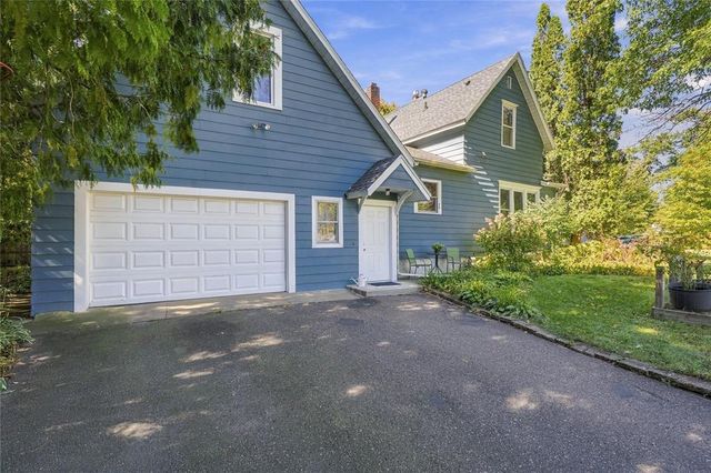 525 Summit Avenue, Eau Claire, WI 54701