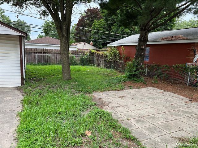 4696 Roosevelt Boulevard, Dearborn Heights, MI 48125