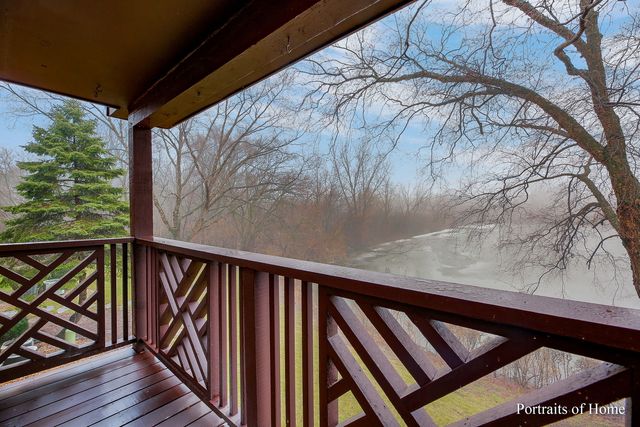 1780 Gloucester Court C, Wheaton, IL 60189