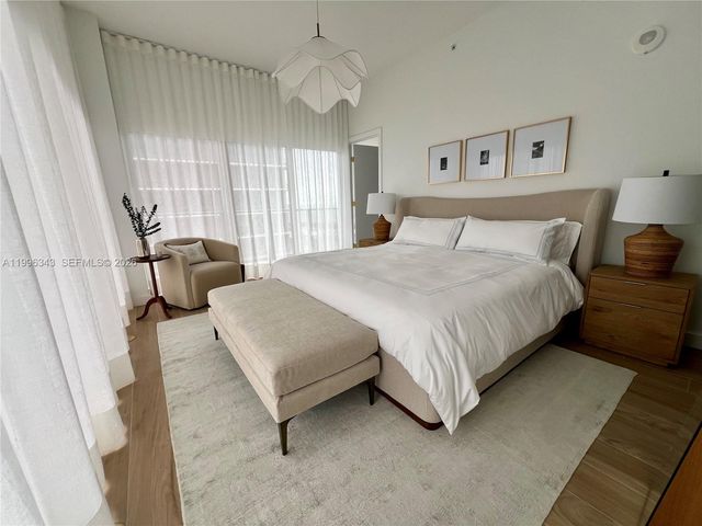 2678 Tigertail Ave 2006, Coconut Grove, FL 33133