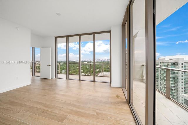2678 Tigertail Ave 2006, Coconut Grove, FL 33133