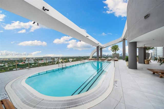 2678 Tigertail Ave 2006, Coconut Grove, FL 33133