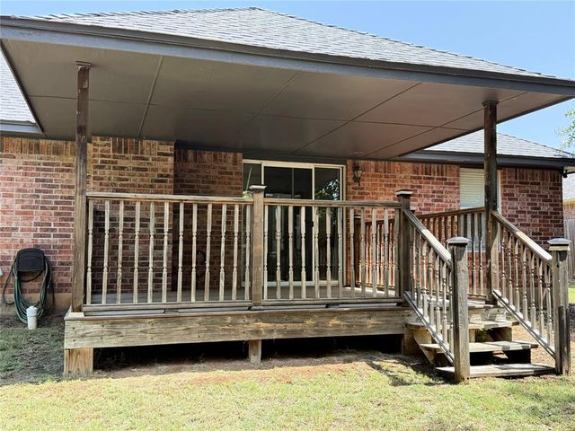 620 Woodbriar Road, Noble, OK 73068