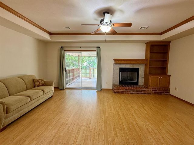 620 Woodbriar Road, Noble, OK 73068