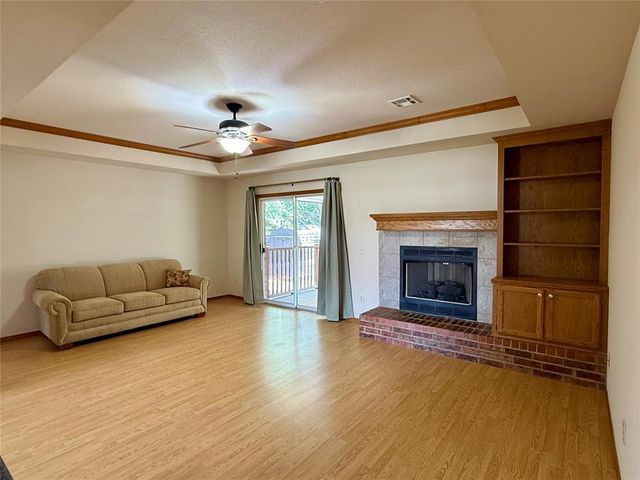 620 Woodbriar Road, Noble, OK 73068