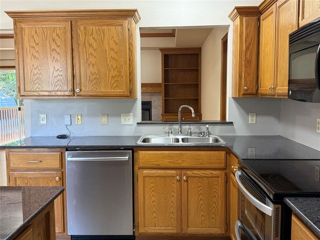 620 Woodbriar Road, Noble, OK 73068