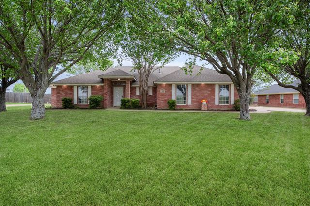 906 S Ward Street, Italy, TX 76651