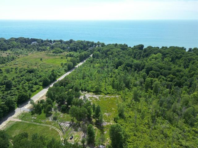 00 Wiley Road, Saugatuck, MI 49453