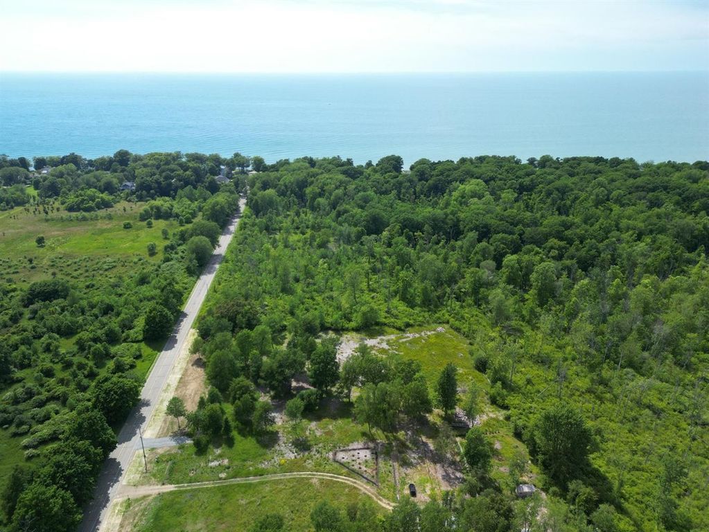 00 Wiley Road, Saugatuck, MI 49453