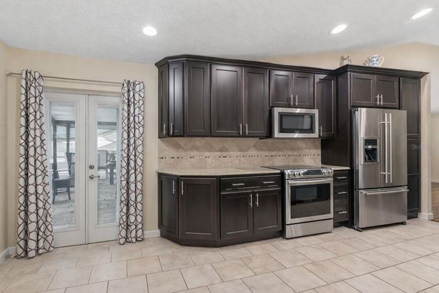 3533 SPRINGVILLE DRIVE, Valrico, FL 33596