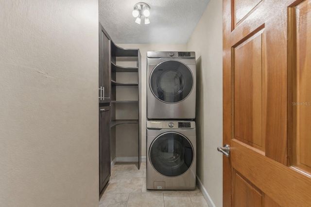 3533 SPRINGVILLE DRIVE, Valrico, FL 33596