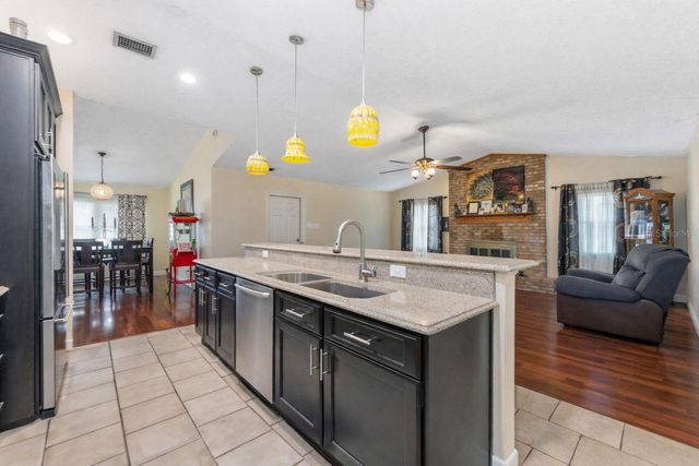 3533 SPRINGVILLE DRIVE, Valrico, FL 33596