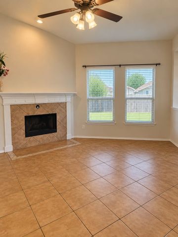 1016 Weeson Road, Forney, TX 75126