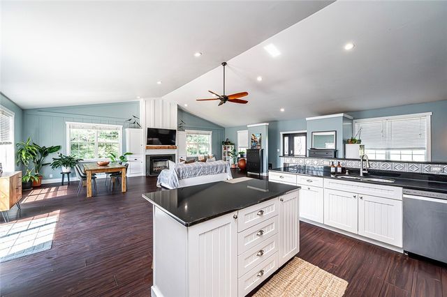2149 KINGVIEW, Upper Tyrone Twp, PA 15683