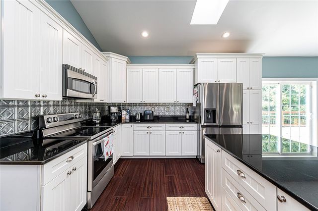 2149 KINGVIEW, Upper Tyrone Twp, PA 15683