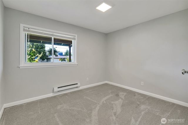 137 Wayne Avenue, Pacific, WA 98047