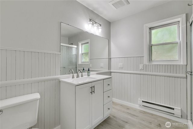 137 Wayne Avenue, Pacific, WA 98047