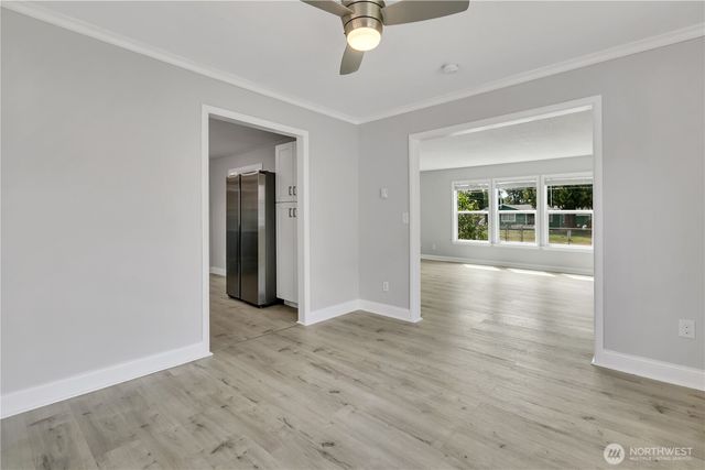 137 Wayne Avenue, Pacific, WA 98047
