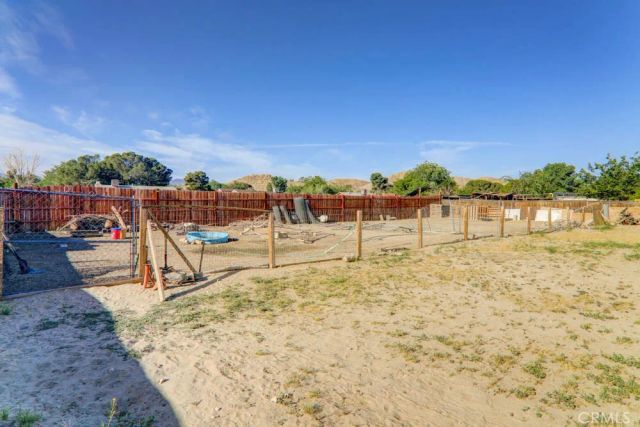 17152 Schollview Avenue, Palmdale, CA 93591