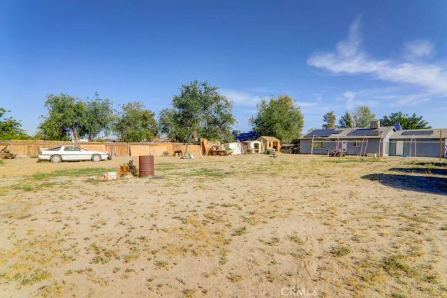 17152 Schollview Avenue, Palmdale, CA 93591