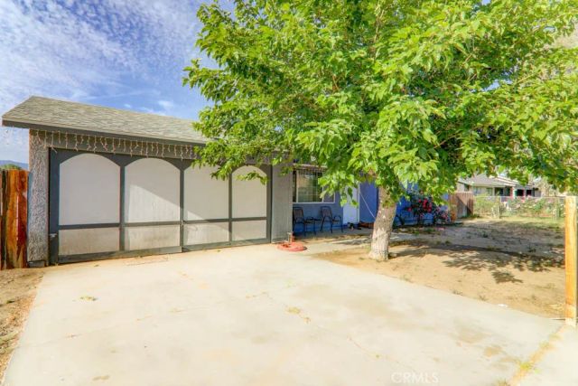 17152 Schollview Avenue, Palmdale, CA 93591