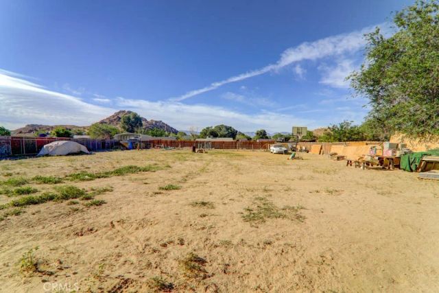 17152 Schollview Avenue, Palmdale, CA 93591