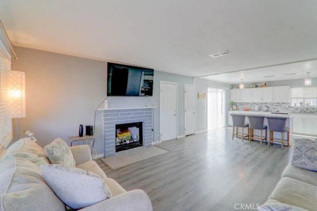 17152 Schollview Avenue, Palmdale, CA 93591